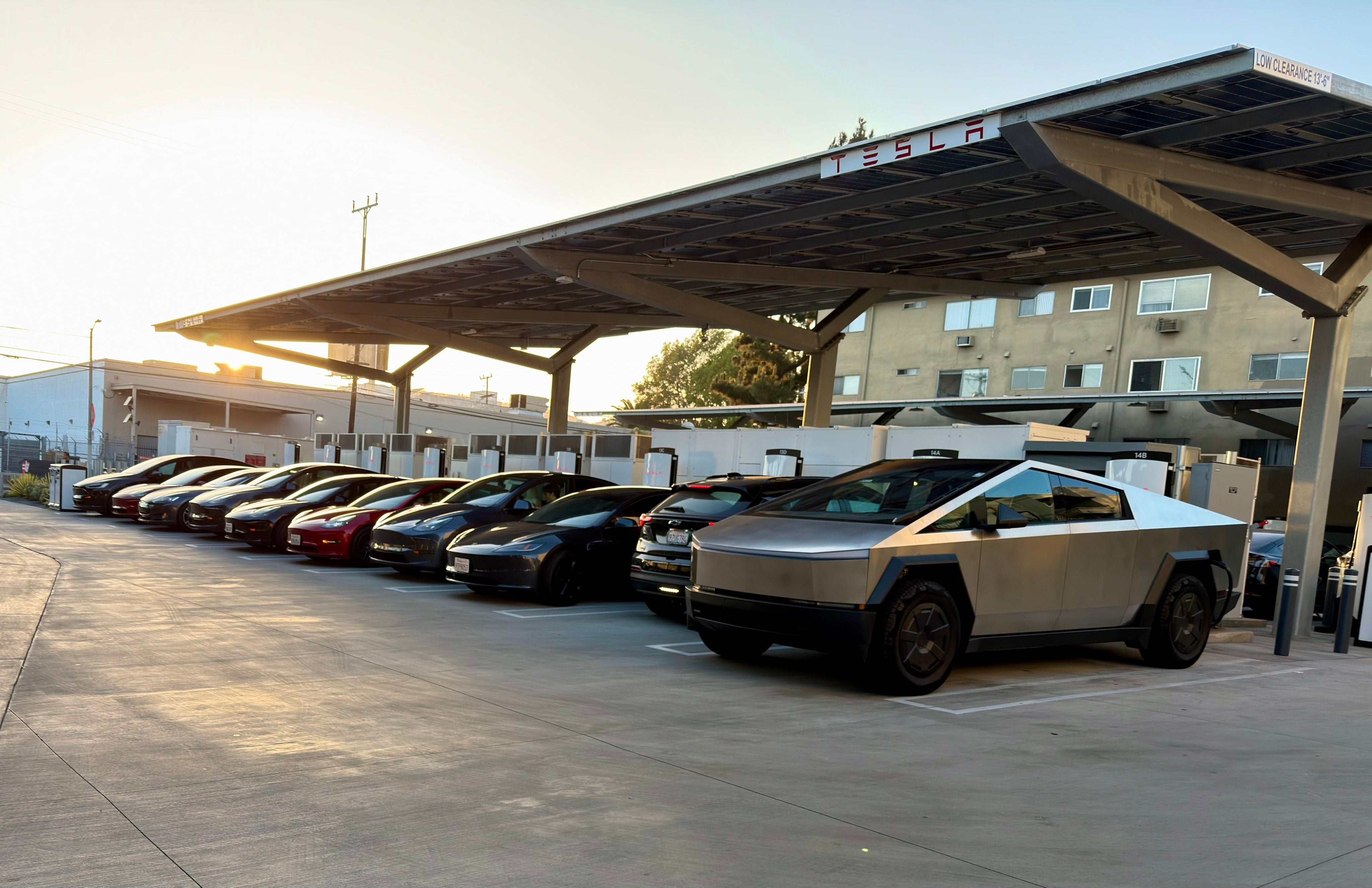 Tesla Diner Hits 1,600 Charging Sessions a Day