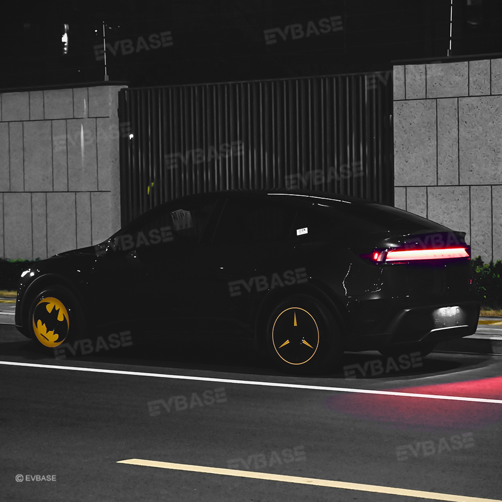 19'' & 20'' Wheels Covers Hub Caps for Model Y Juniper Customized Graphics Wheel Caps 4PCS