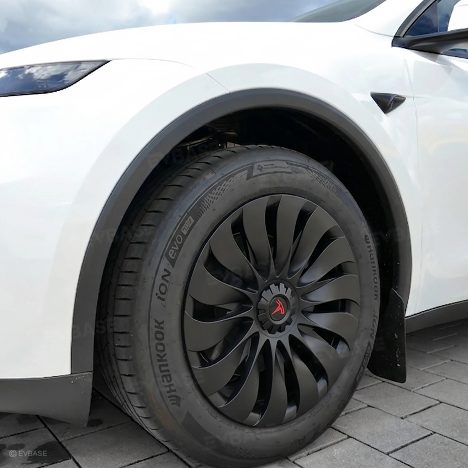 Model Y Juniper Standard Wheel Covers 18inch Aperture Wheels Überturbine Style Hubcaps