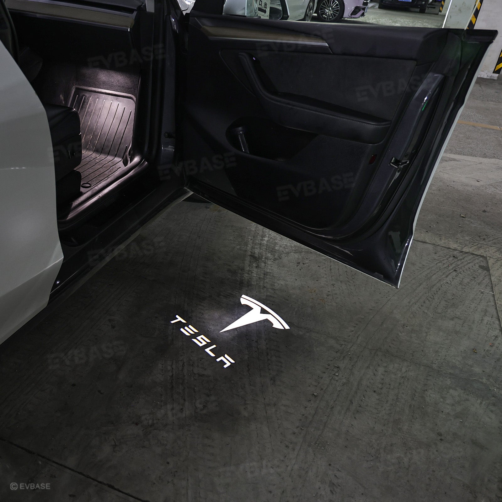 Model Y/3 Door Light Projector with Space Martian Style Puddle Lights for Tesla