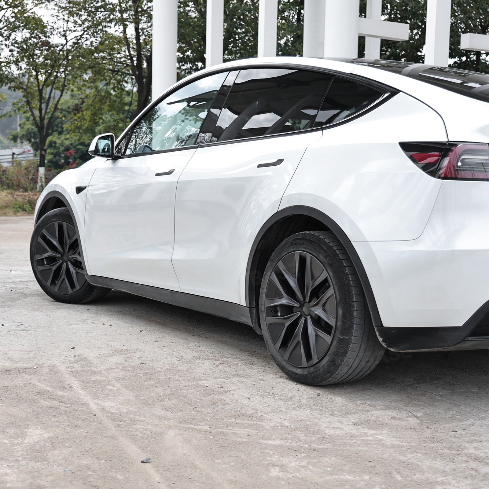 Model Y/ Y Juniper 19 Inch Wheel Covers Performance-Inspired Wheels Hubcaps for Tesla