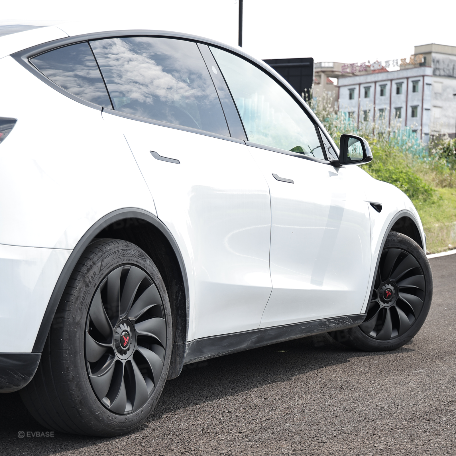 Model Y Juniper 19 inch Wheel Covers Überturbine Style Matte Hubcaps for Tesla Crossflow Wheels