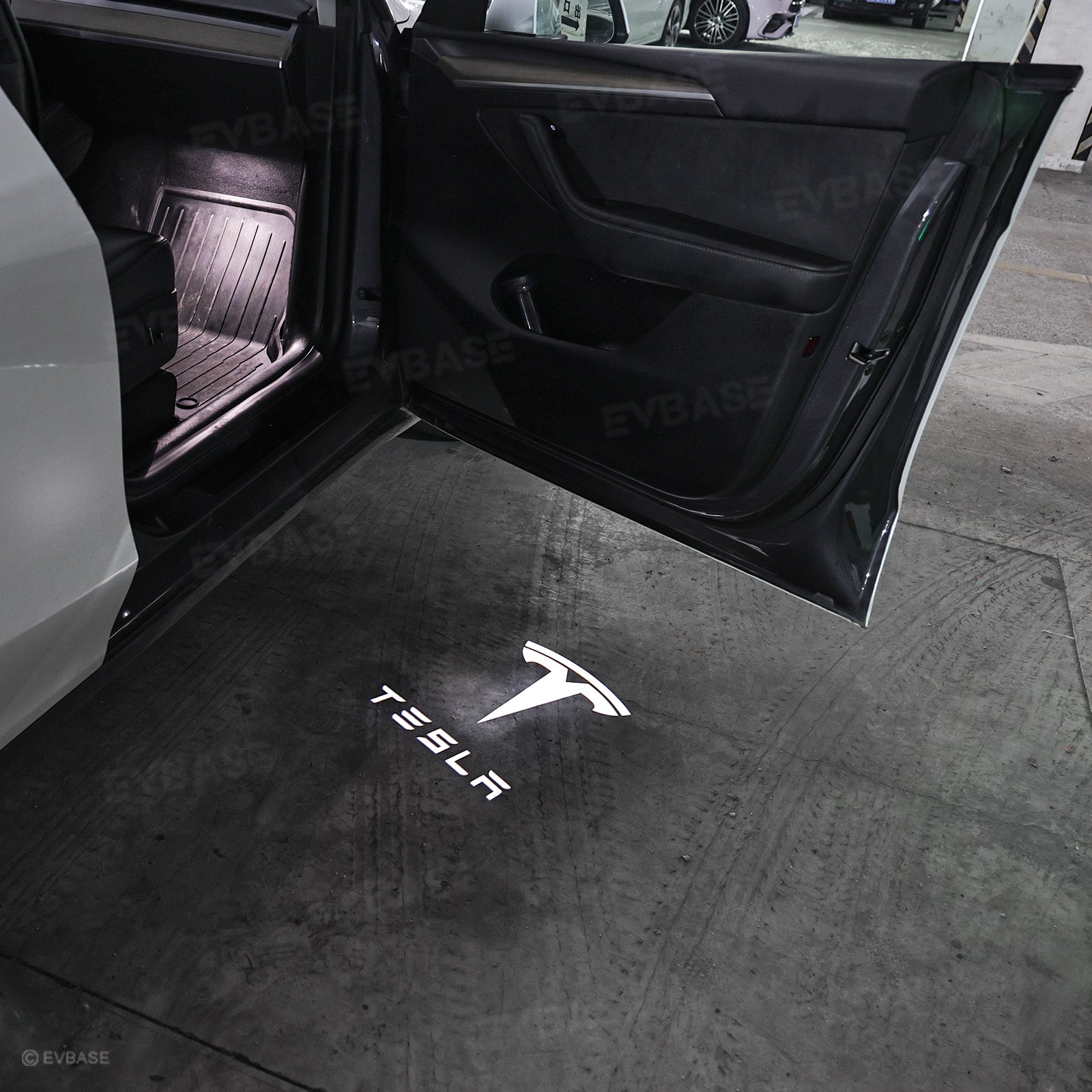 Model Y/3 Door Light Projector with Space Martian Style Puddle Lights for Tesla