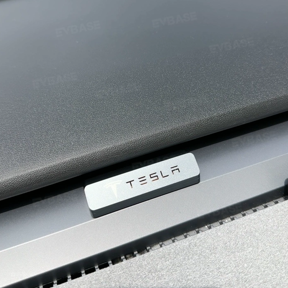 Model Y Juniper /3 Highland Fragrance Diffuser Dashboard Air Vent Aroma Diffuser Air Freshener