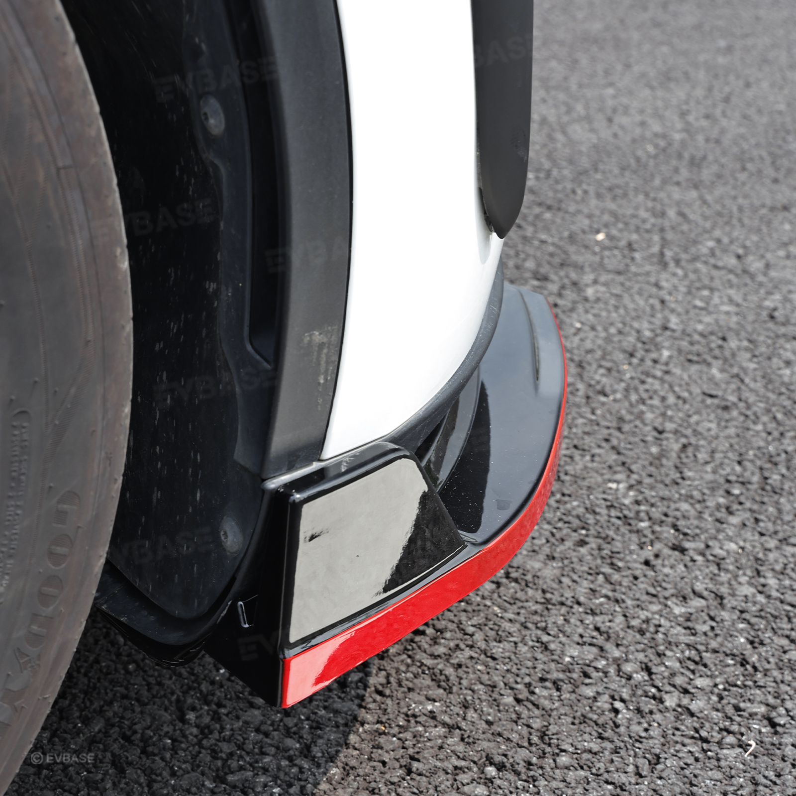 Model Y Juniper Sport Style Body Kit Front Bumper Lip Fascia & Side Skirts & Rear Diffuser