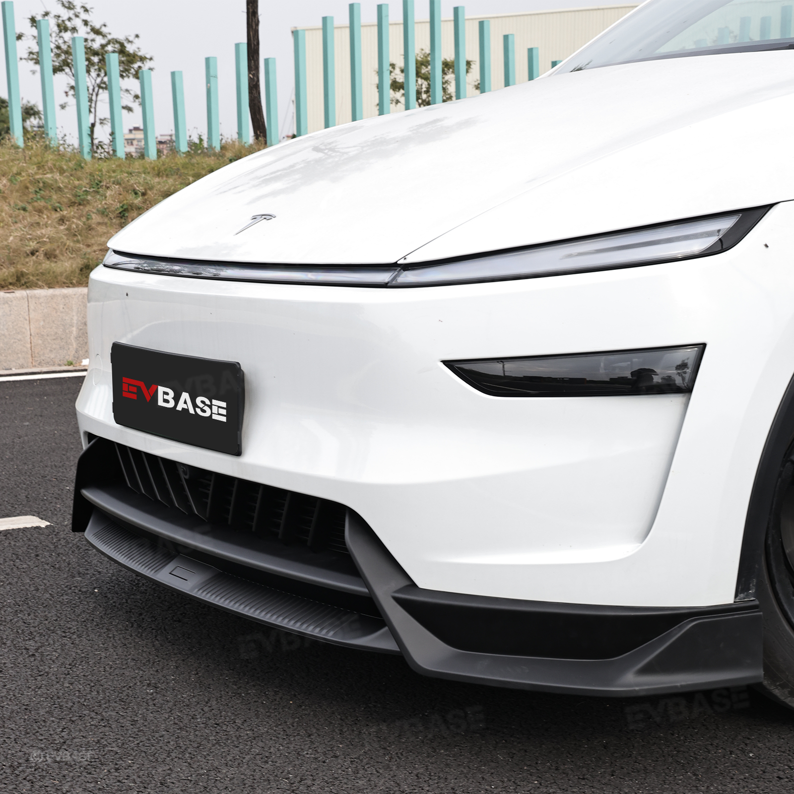 Model Y Juniper Body Kit Performance Style Front Lip & Side Skirts & Rear Diffuser & Rear Spoiler for Tesla