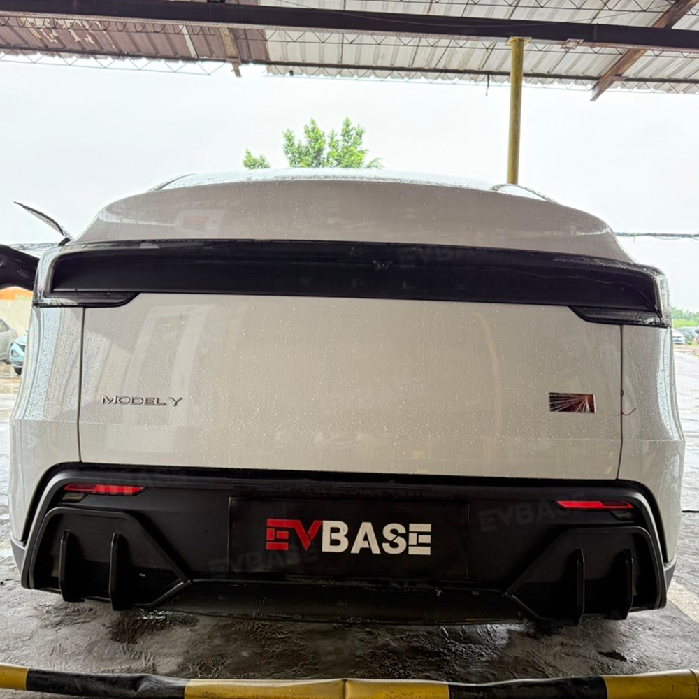 Model Y Juniper Rear Diffuser ABS Sporty Aerodynamic Rear Bumper Lip Splitter for Tesla