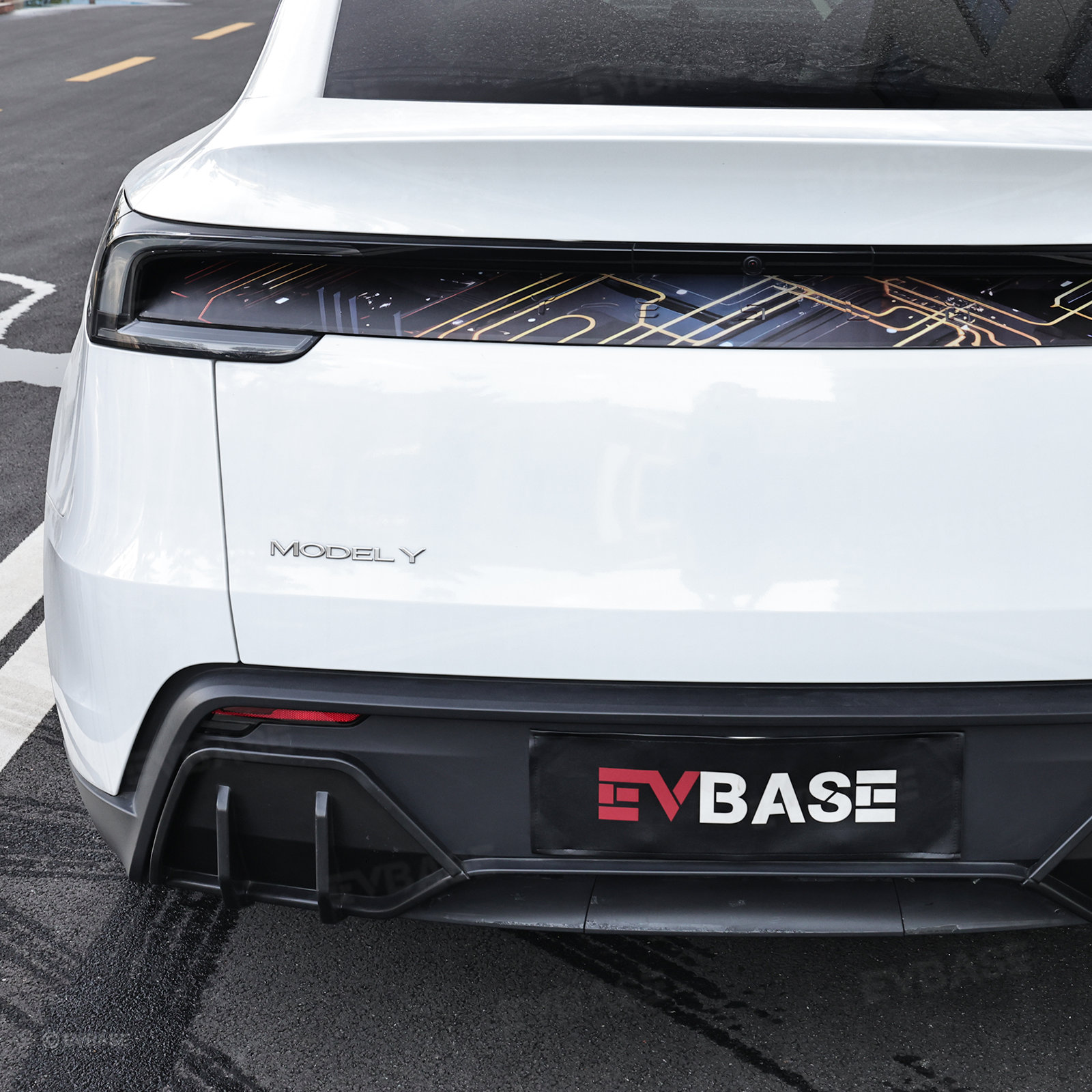 Model Y Juniper Rear Diffuser ABS Sporty Aerodynamic Rear Bumper Lip Splitter for Tesla