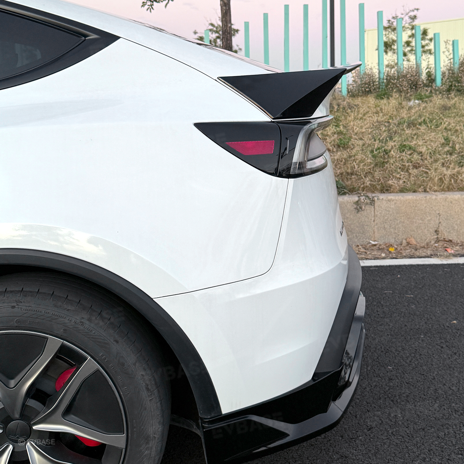 Model Y Juniper Rear Spoiler Performance Style Glossy Black Trunk Lip Spoiler Wing for Tesla