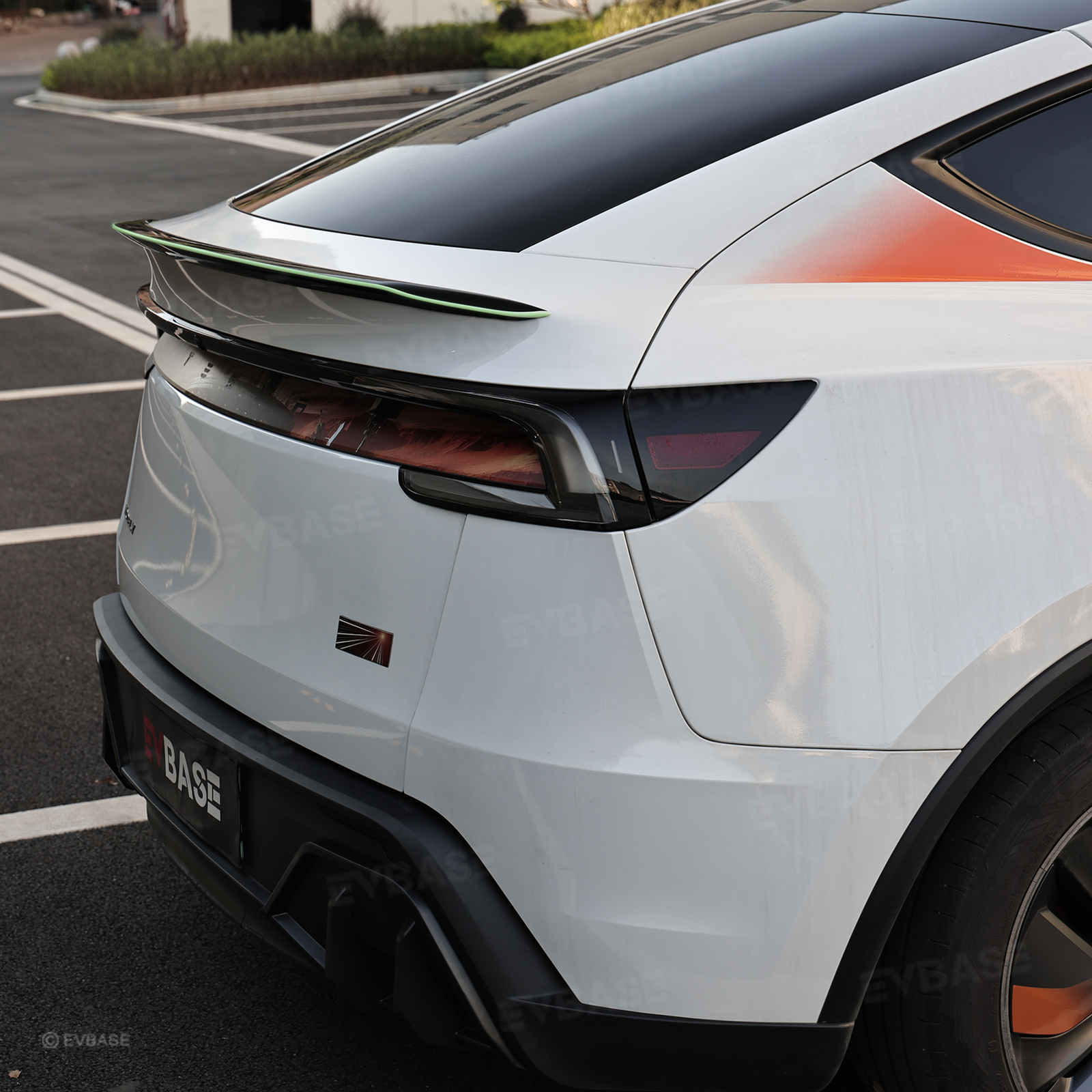 Model Y Juniper Rear Spoiler Tail Wing Real Carbon Fiber Performance Trunk Lip with Fluorescent Glow Edge