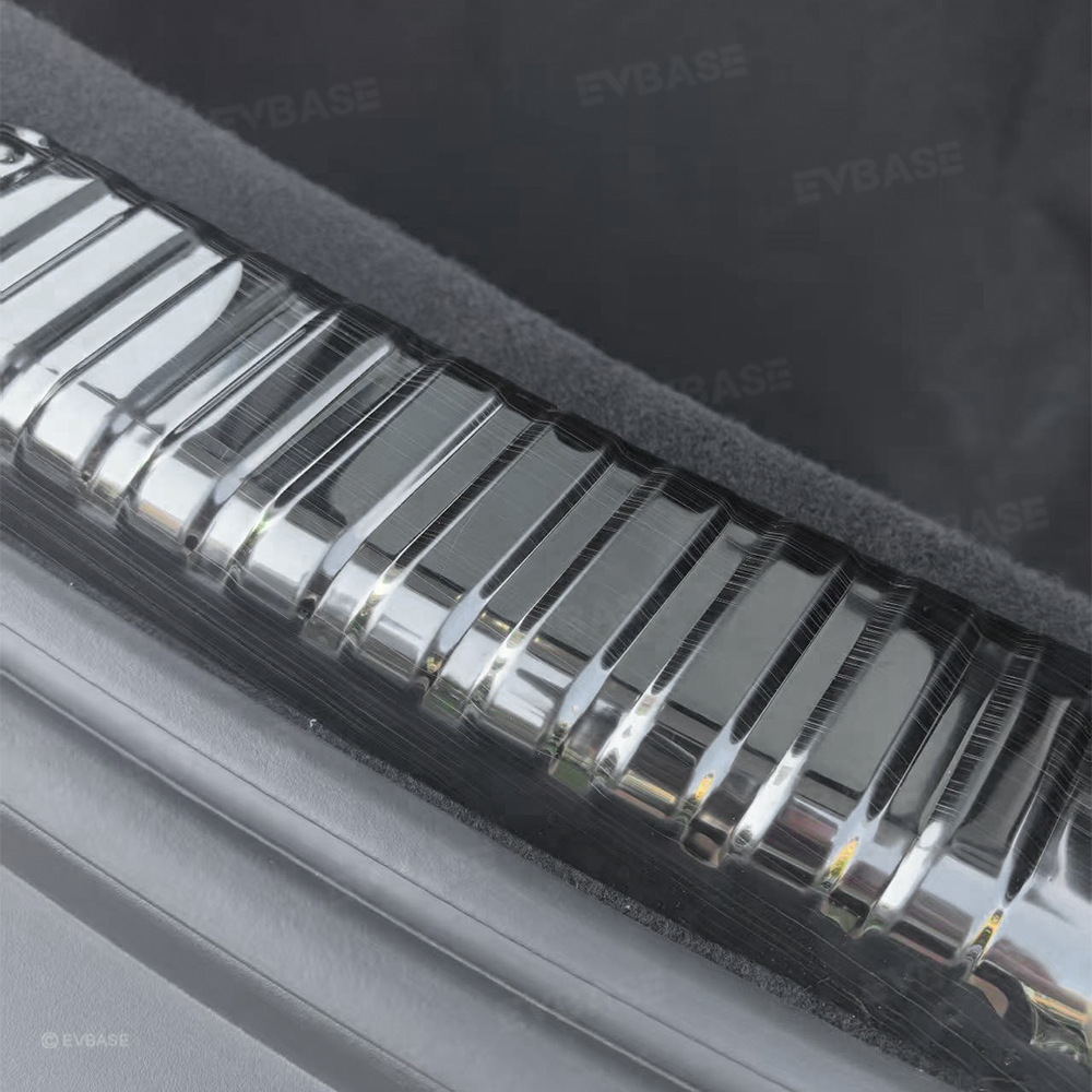 Model Y Juniper Rear Trunk Sill Protector Stainless Steel Rear Bumper Guard for Tesla