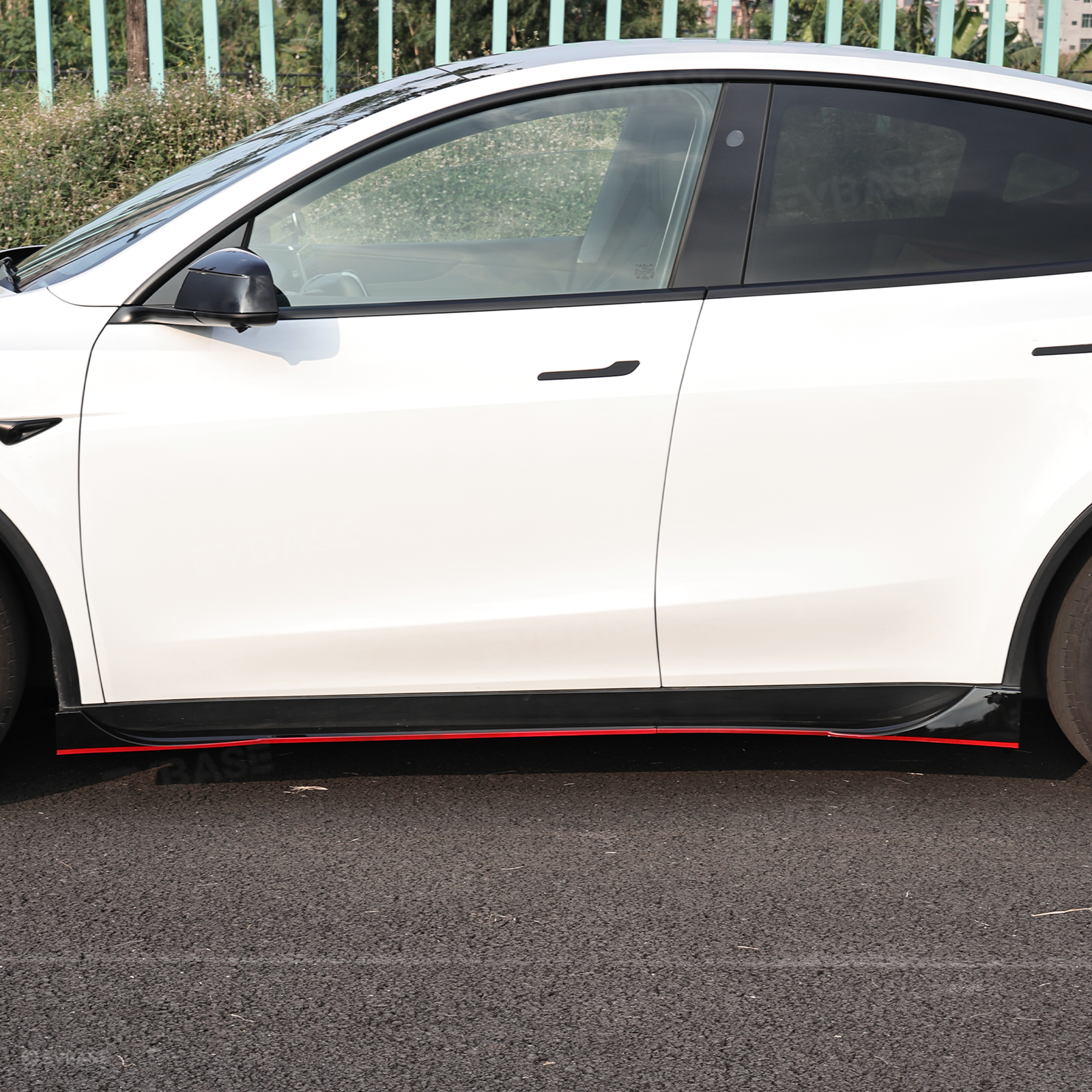 Model Y Juniper Side Skirts Extensions F Style Red Edge Splitter Lip Diffuser Panel for Tesla