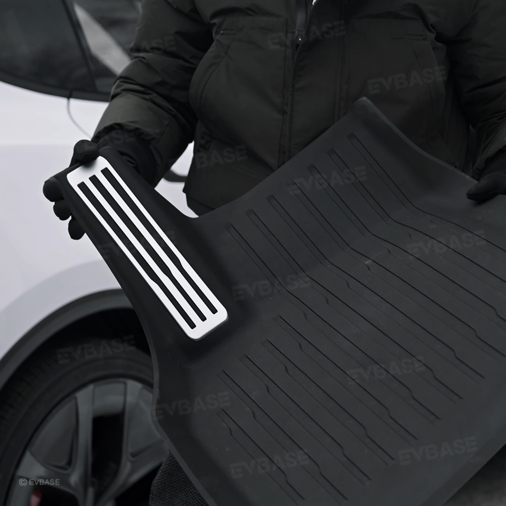 Model Y Juniper Floor Mats OEM All Weather Waterproof Non-Slip TPU Floor Liners with Silver Pedal Accent