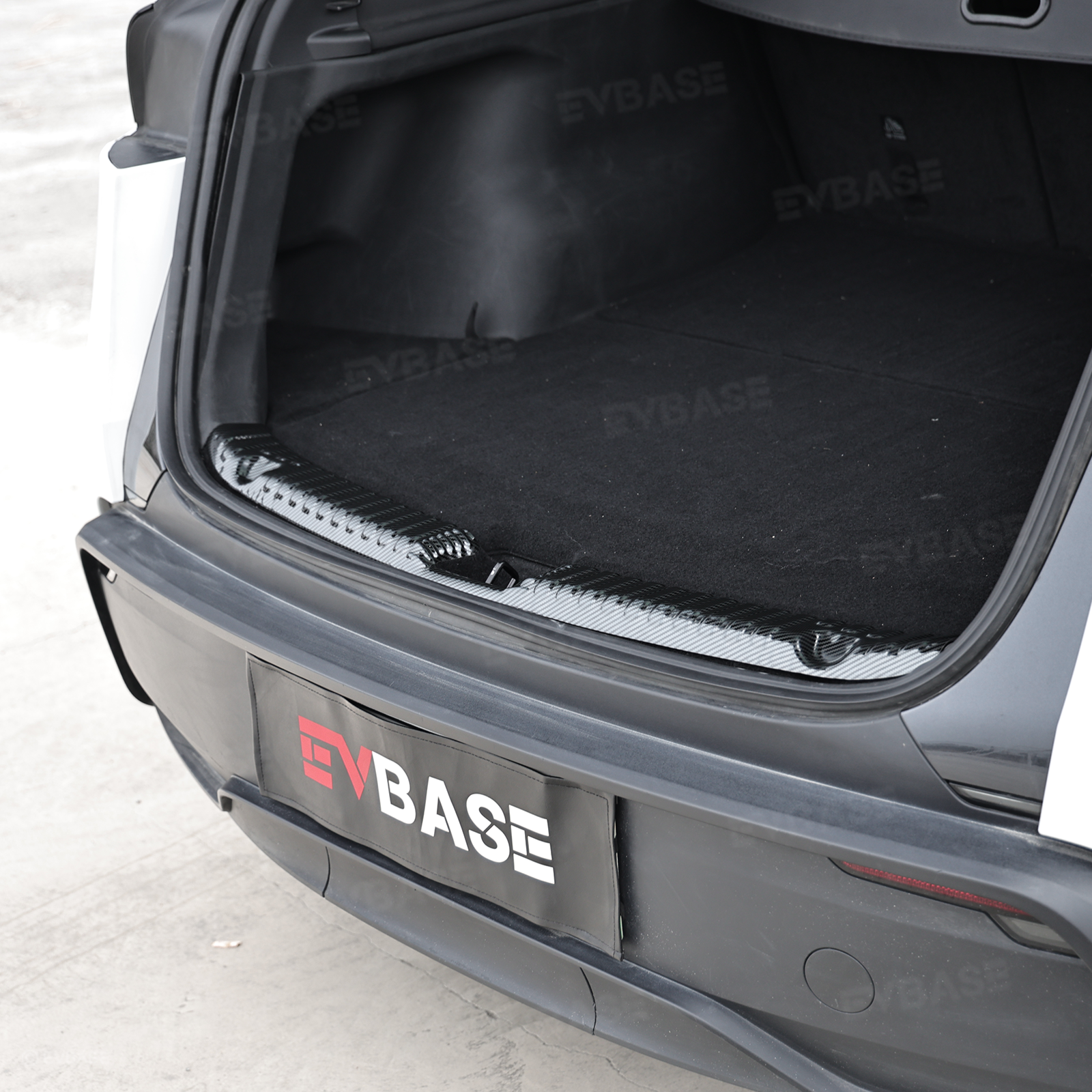 Model Y Juniper Rear Trunk Sill Protector Stainless Steel Rear Bumper Guard for Tesla