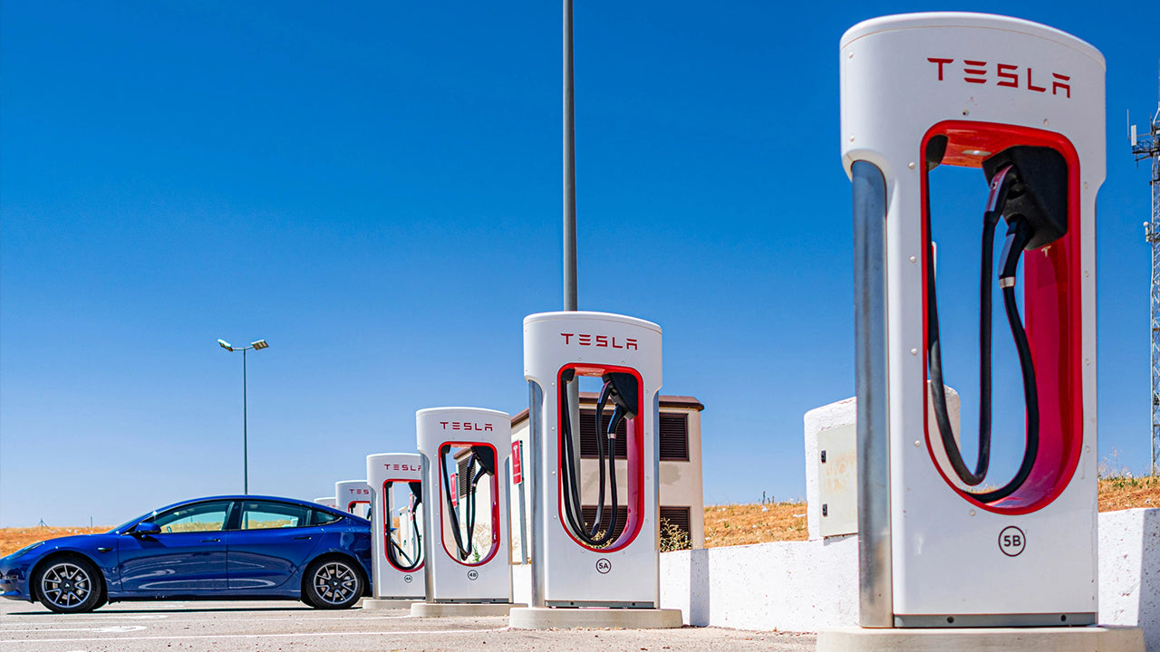 Tesla Opens Supercharger Station in Alaska, Expanding NonTesla Chargi