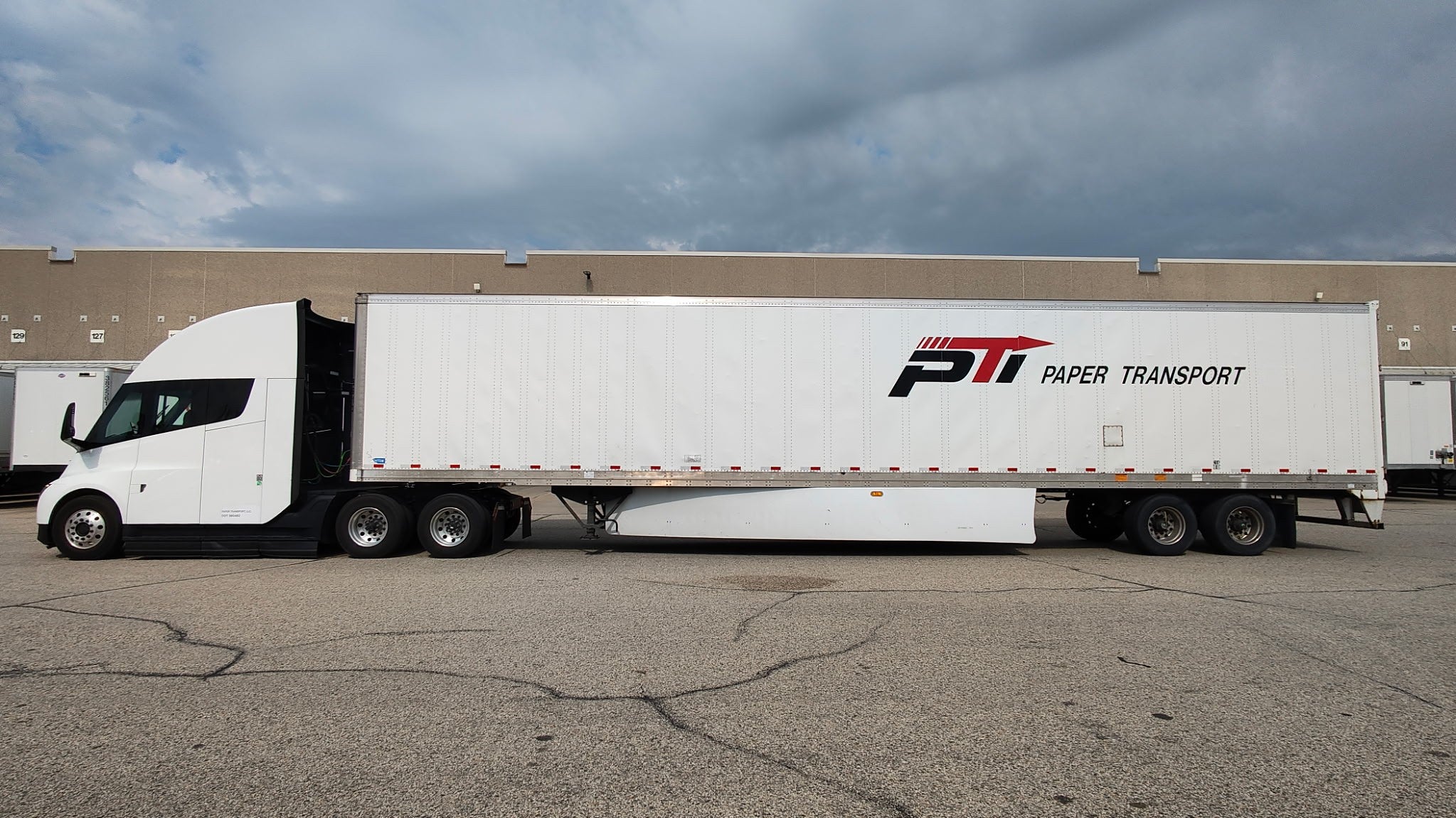 Paper Transport to Test Tesla Semi Long Range in Chicago Dedicated Operations