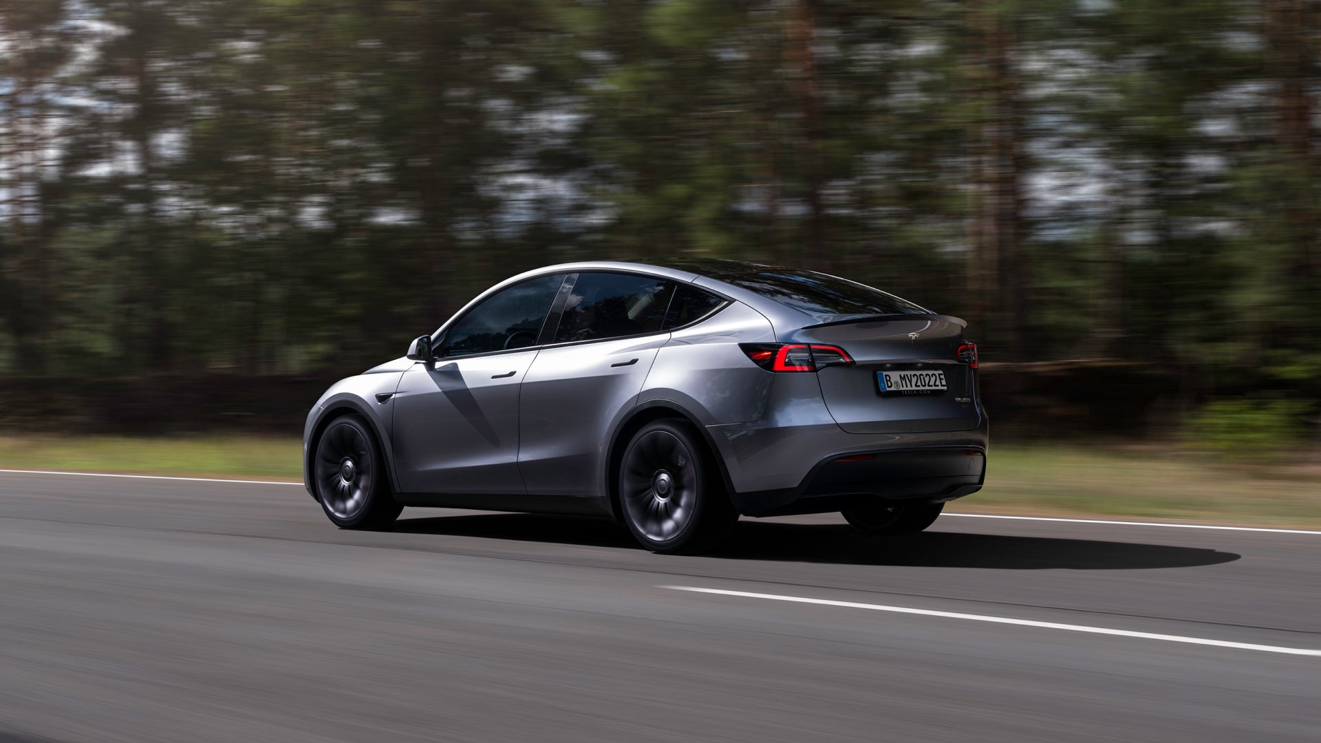 Tesla’s Strategic Price Cuts: Paving the Road to Sustainable Energy