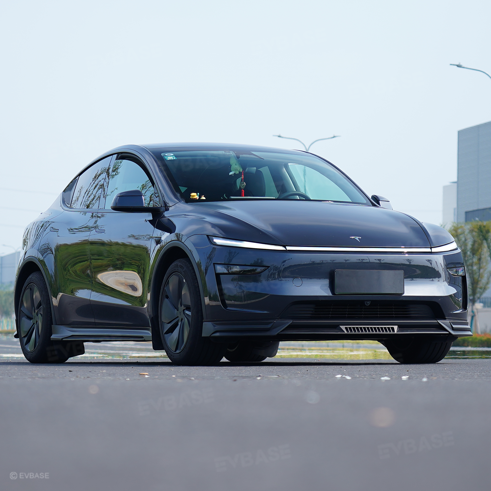 Model Y Juniper Body Kit Aggressive Aero Style Front Lip & Rear Diffuser & Side Skirts