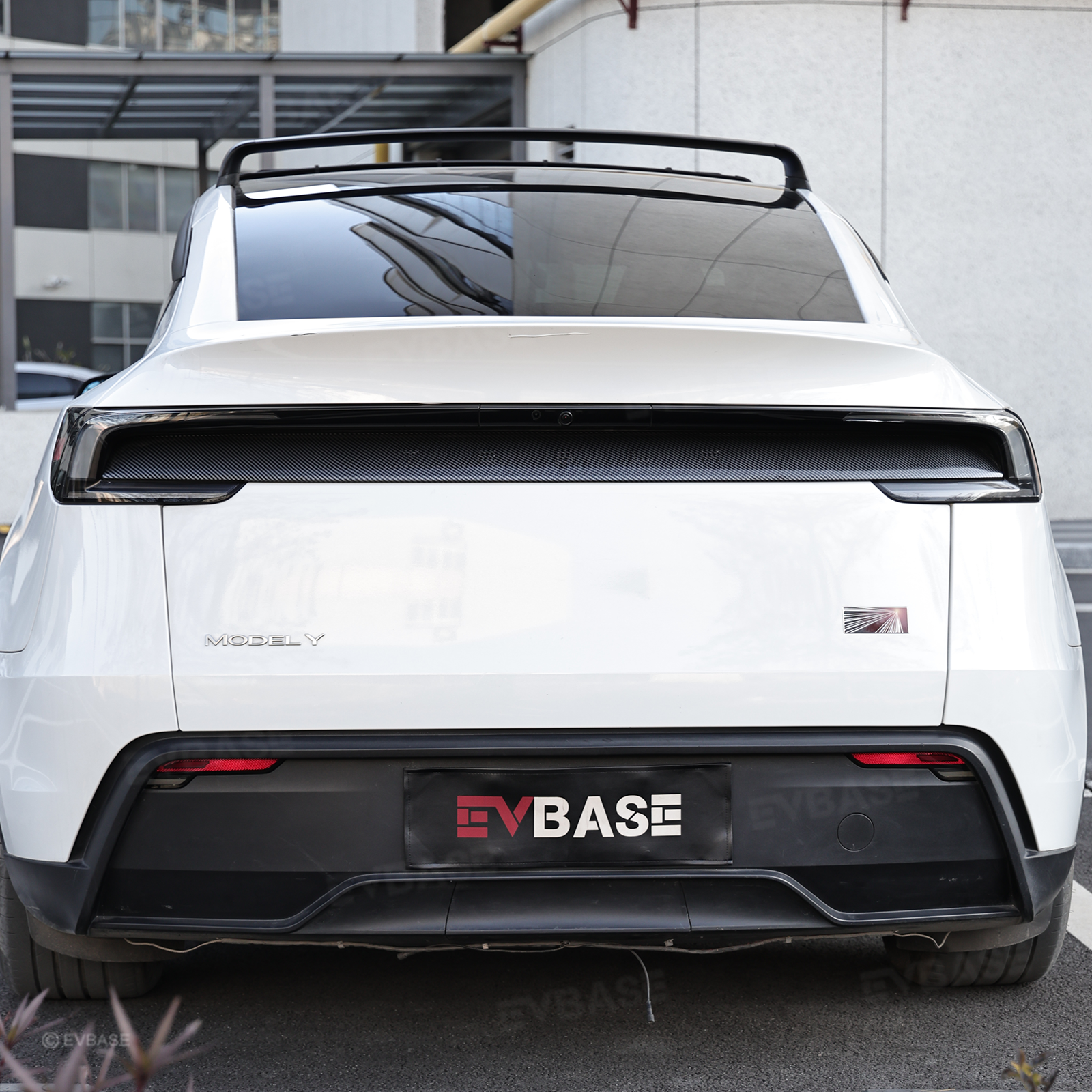 Model Y Juniper Rear Tailgate Applique ABS Carbon Fiber Style Trunk Tailgate Trim Overlay for Tesla