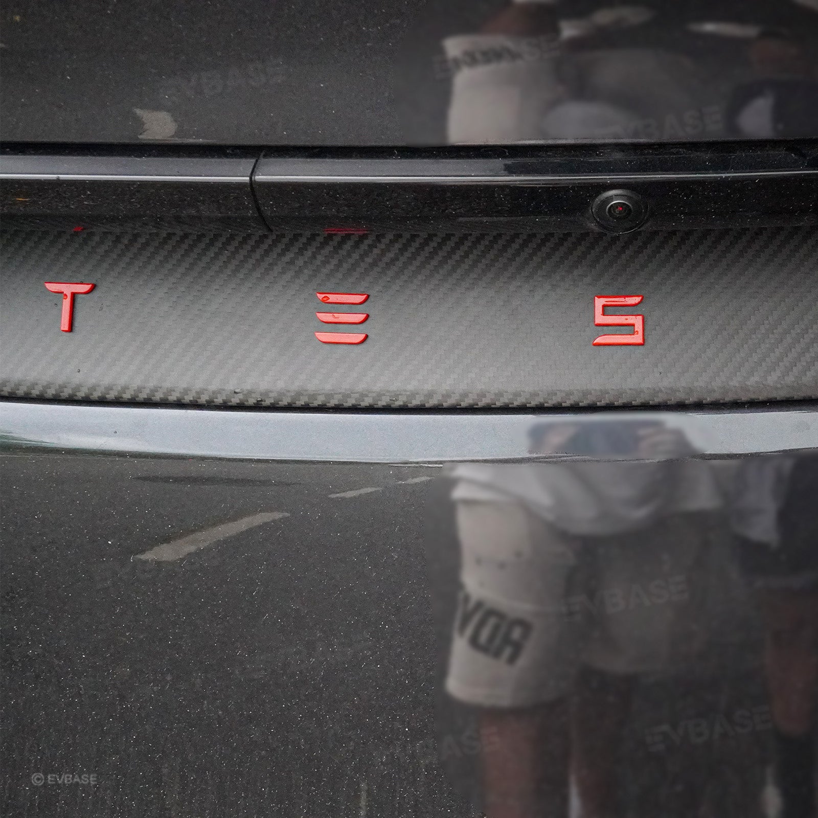Model Y Juniper Tailgate Applique Overlay Real Dry Molded Carbon Fiber Rear Tailgate Trim for Tesla