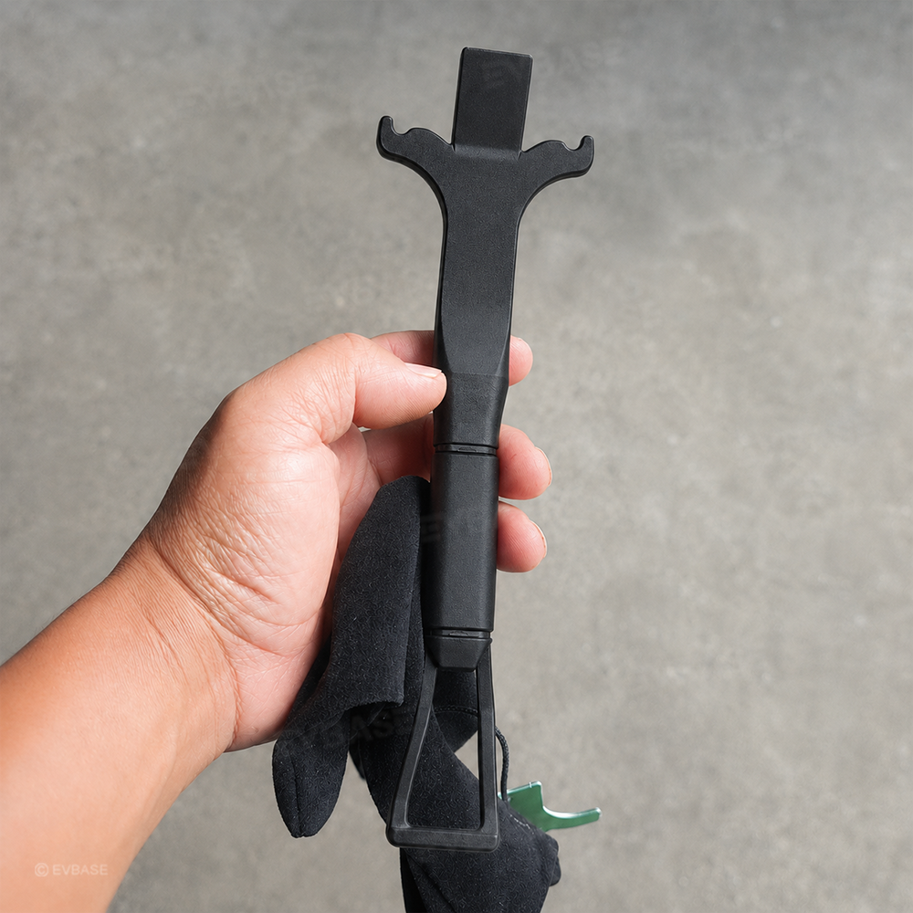 Model Y Juniper Wheel Cover Removal Tool Wheel Center Cap Removal Pry Bar Hubcap Repair Puller for Tesla Model Y/3/X/S