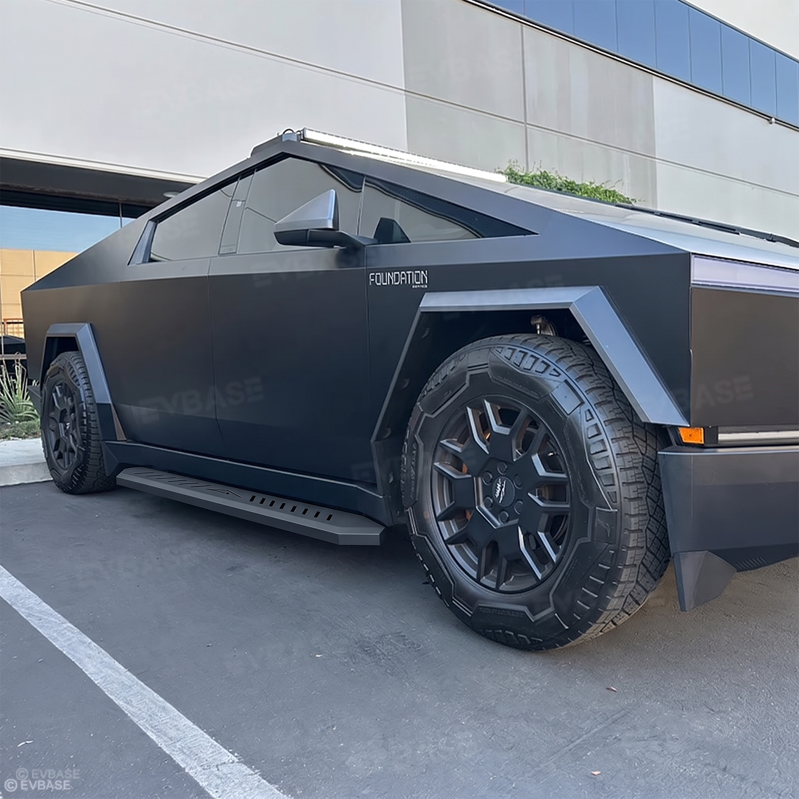 Cybertruck Running Boards Heavy-Duty Anti-Slip Side Steps Nerf Bars Exterior Brackets for Tesla