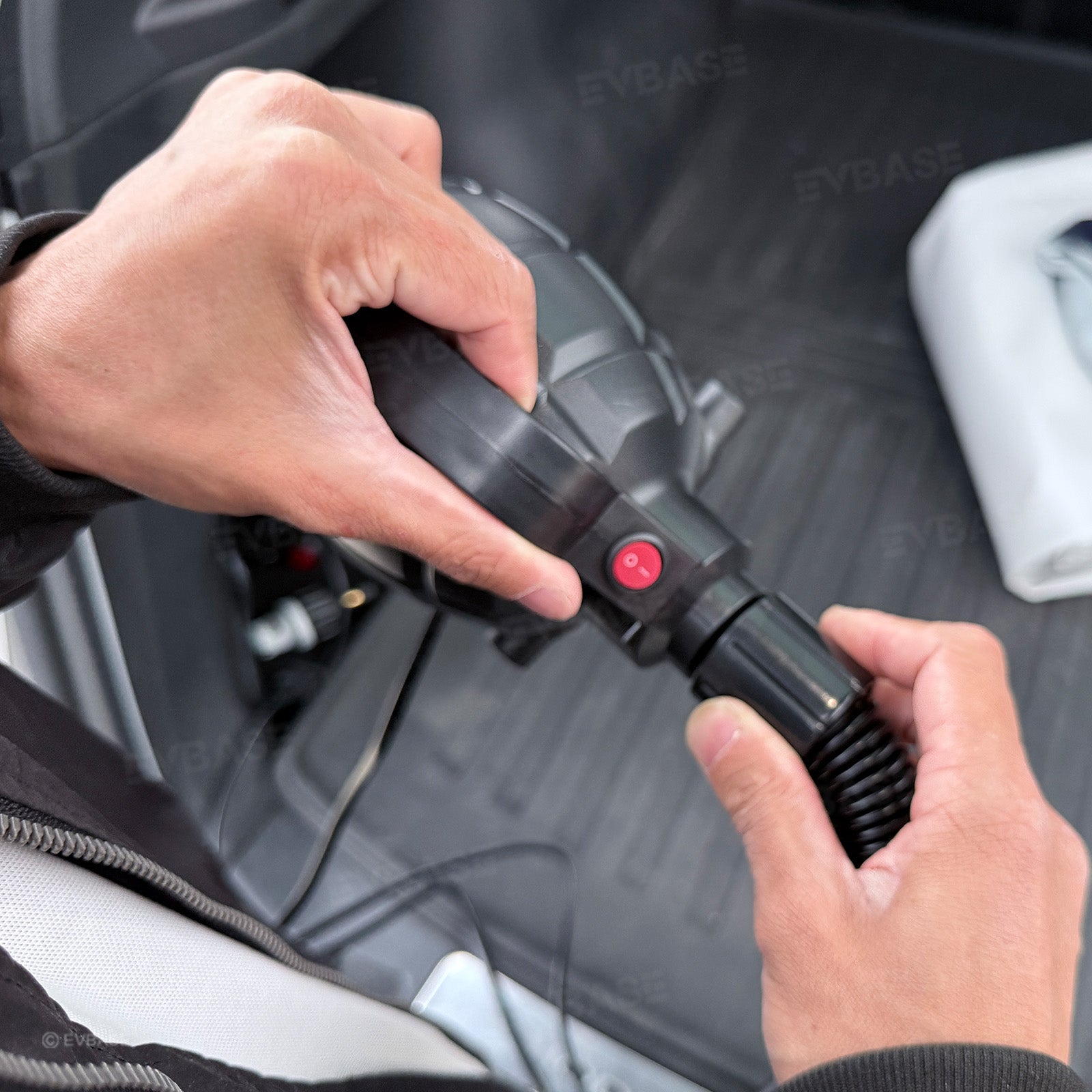 Front Seat Air Mattress Kids Inflatable Camping Bed with Air Pump for Model Y/ Y Juniper & Model 3/ 3 Highland