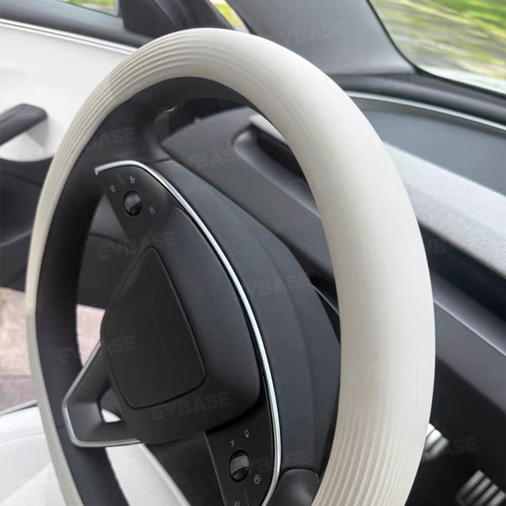 Model 3 Highland/ Model Y Juniper Silicone Steering Wheel Cover Anti-Slip Steering Wheel Protector Overlay