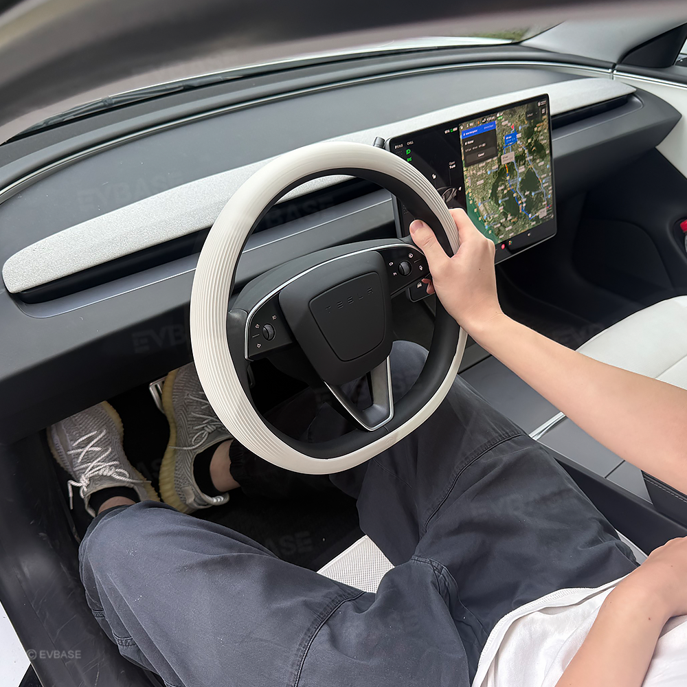 Model 3 Highland/ Model Y Juniper Silicone Steering Wheel Cover Anti-Slip Steering Wheel Protector Overlay