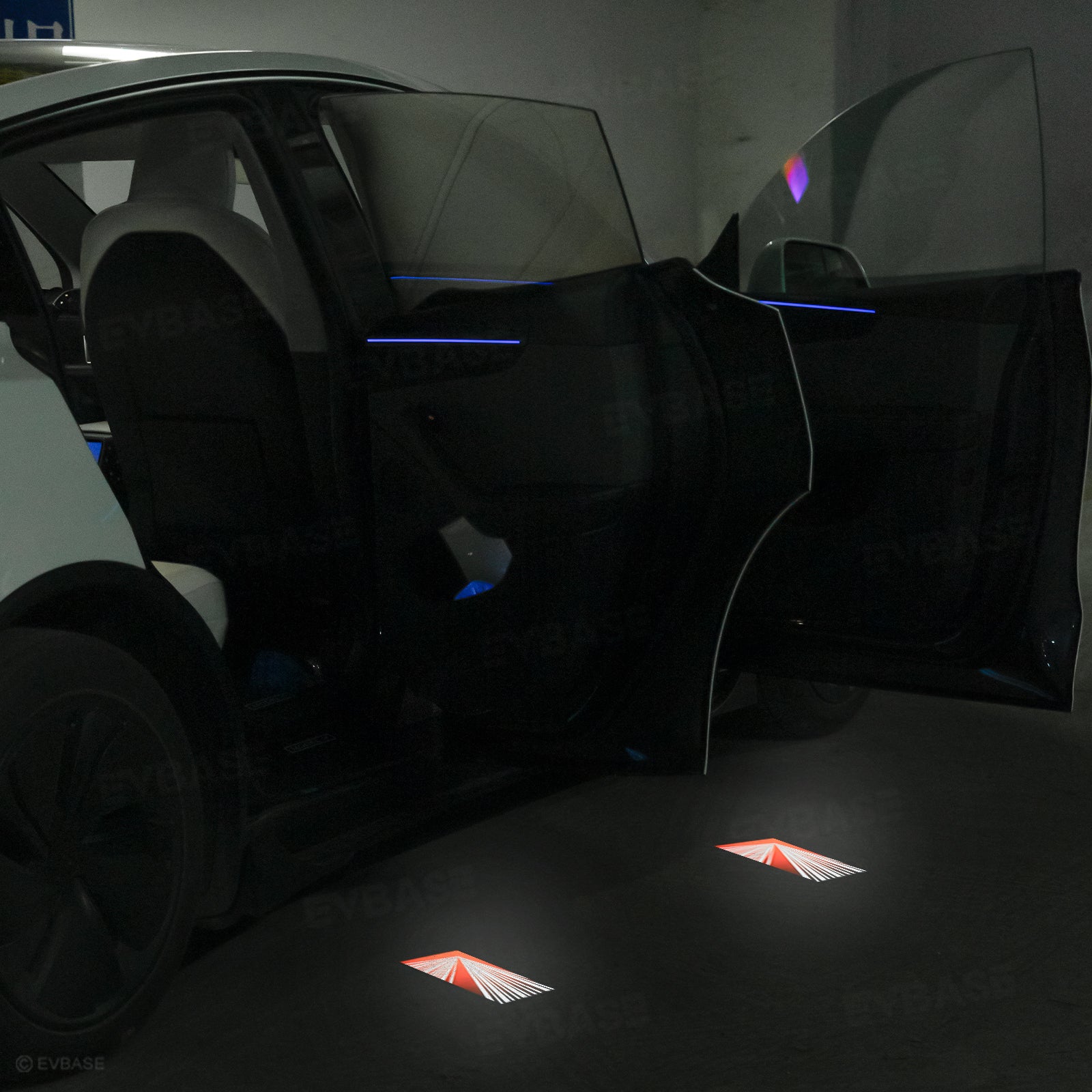 Model Y Juniper/ 3 Highland Door Puddle Lights Projection Lights With Launch Edition Badge Style