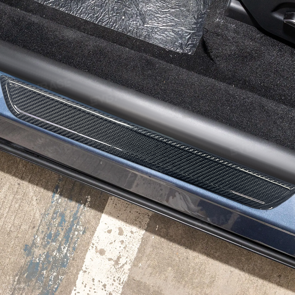 Model Y Juniper Door Sill Protector Real Carbon Fiber Scuff Plates Front Door Sill Cover for Tesla