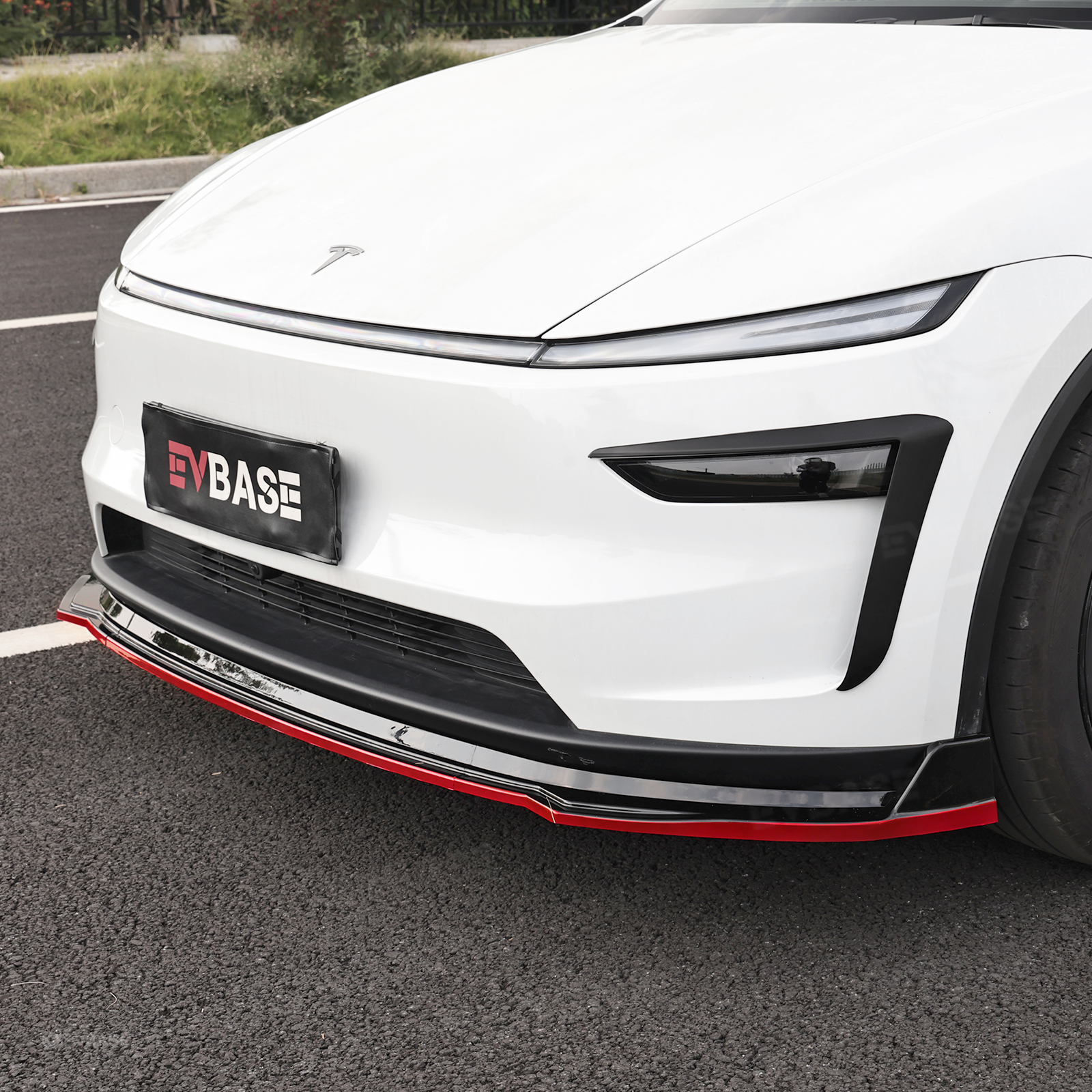 Model Y Juniper Front Bumper Lip Fascia Glossy Black Red Edge Front Lip Spoiler ABS Sport Body Kit