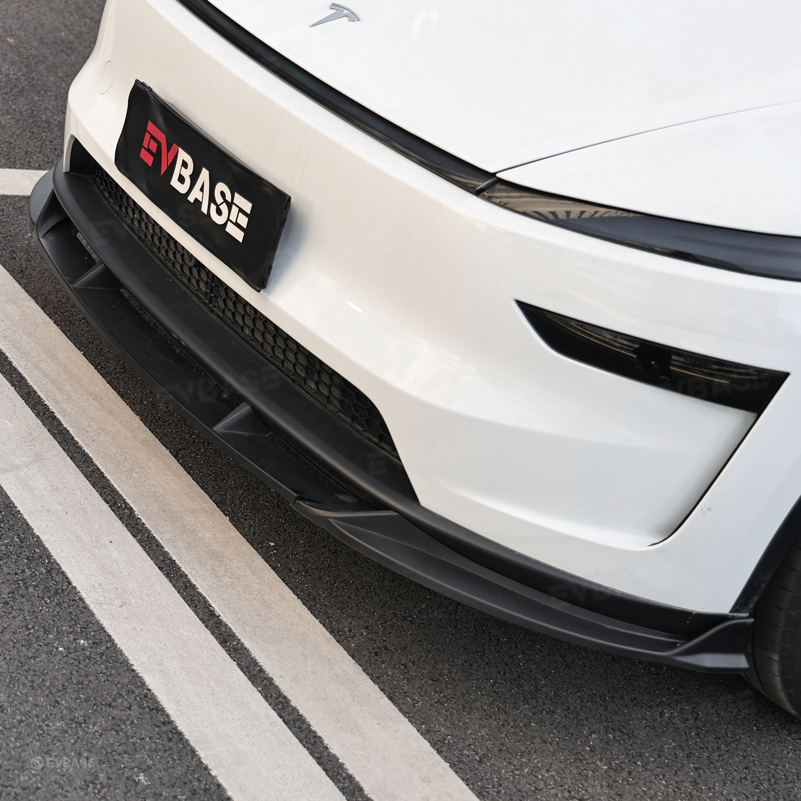 Model Y Juniper Front Lip ABS Bumper Lip Splitter with Fang-Style for Tesla