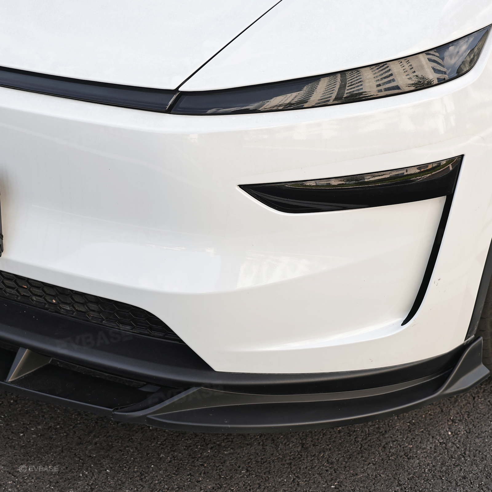 Model Y Juniper Front Lip ABS Bumper Lip Splitter with Fang-Style for Tesla