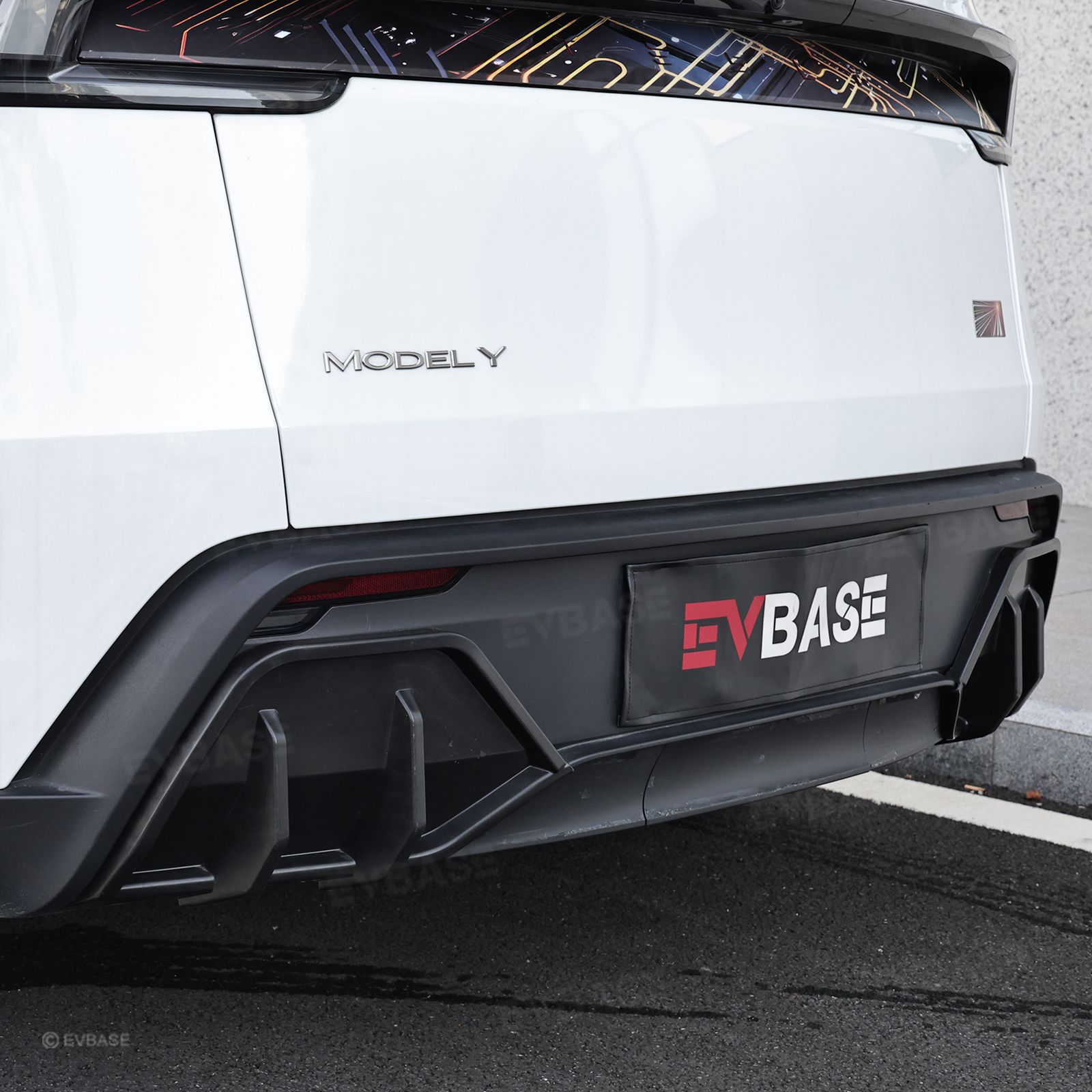 Model Y Juniper Rear Diffuser ABS Sporty Aerodynamic Rear Bumper Lip Splitter for Tesla