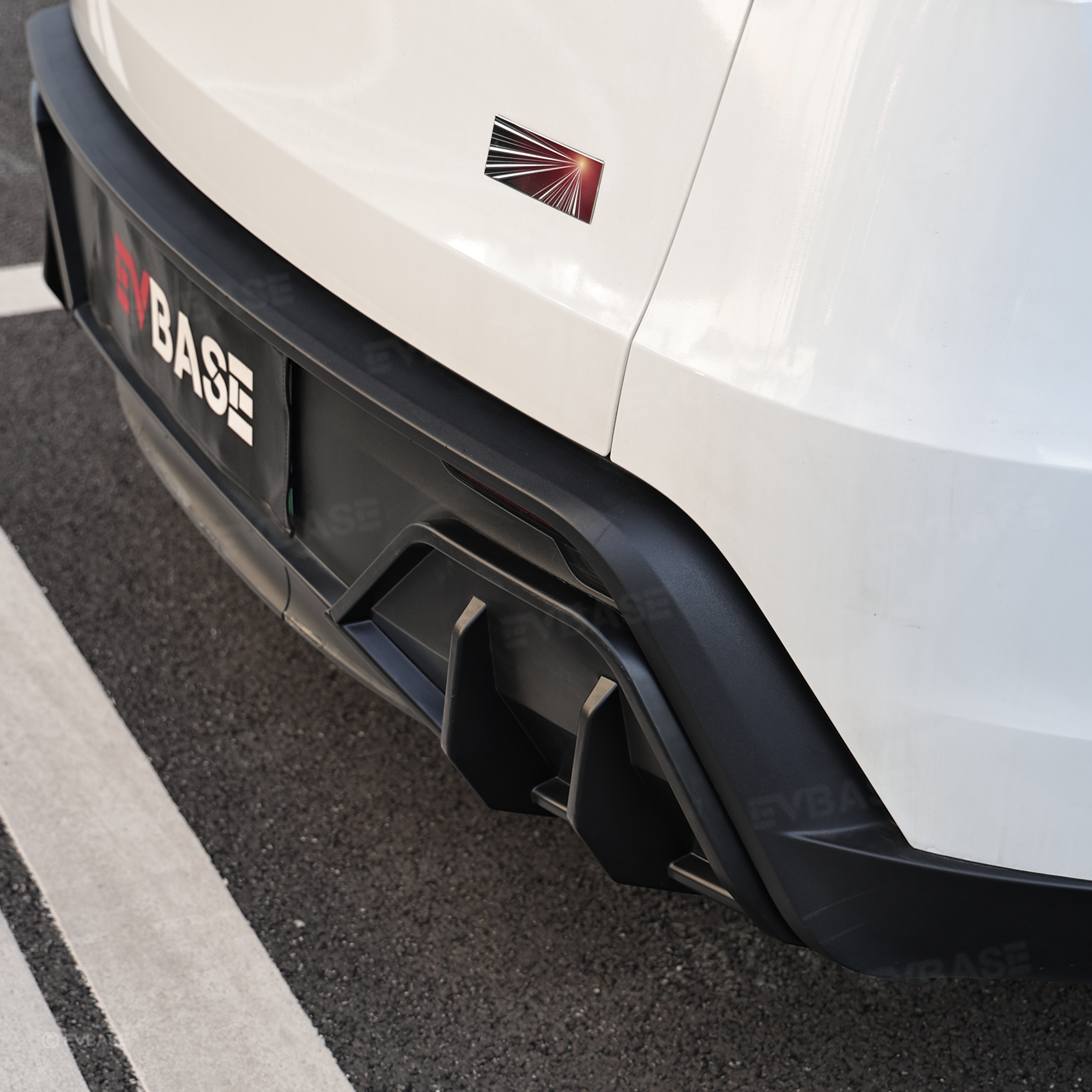 Model Y Juniper Rear Diffuser ABS Sporty Aerodynamic Rear Bumper Lip Splitter for Tesla