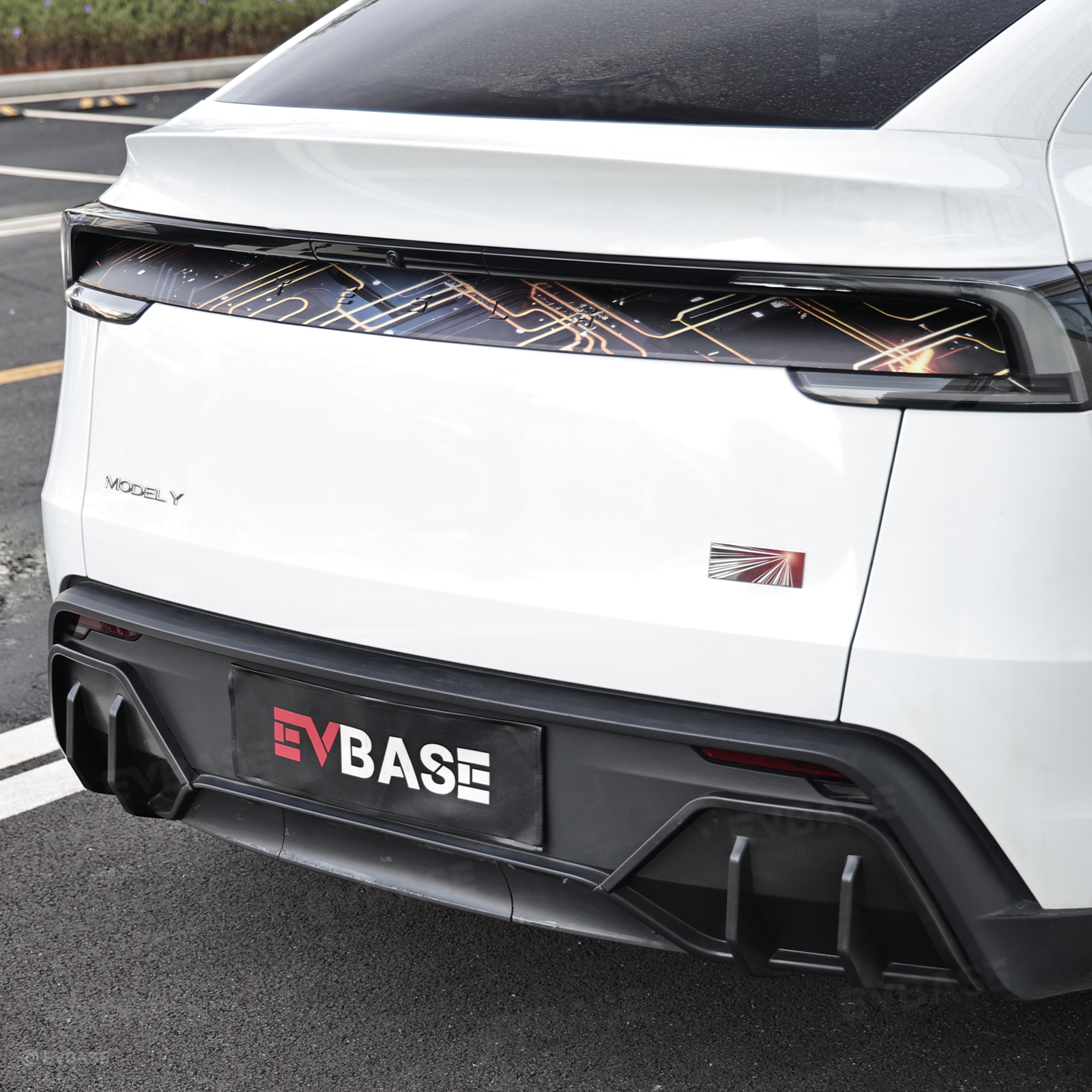 Model Y Juniper Rear Diffuser ABS Sporty Aerodynamic Rear Bumper Lip Splitter for Tesla