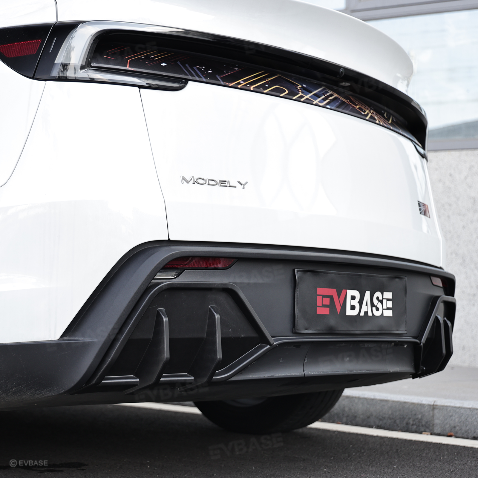 Model Y Juniper Rear Diffuser ABS Sporty Aerodynamic Rear Bumper Lip Splitter for Tesla