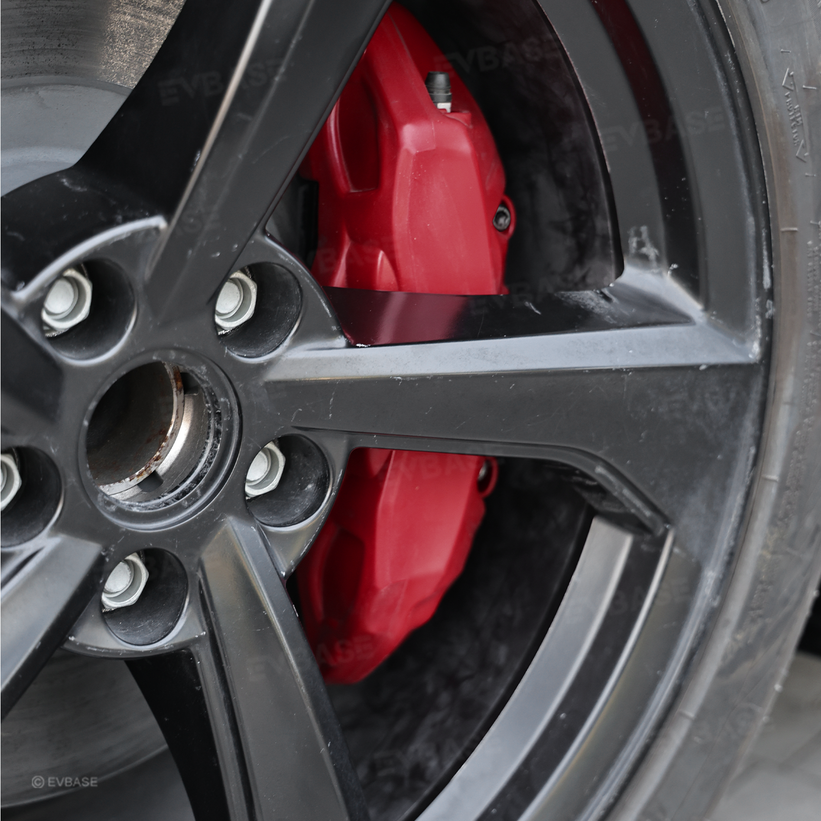 Model Y Juniper Silicone Brake Caliper Cover Protector Set Slip-On Fit & No Wheel Removal