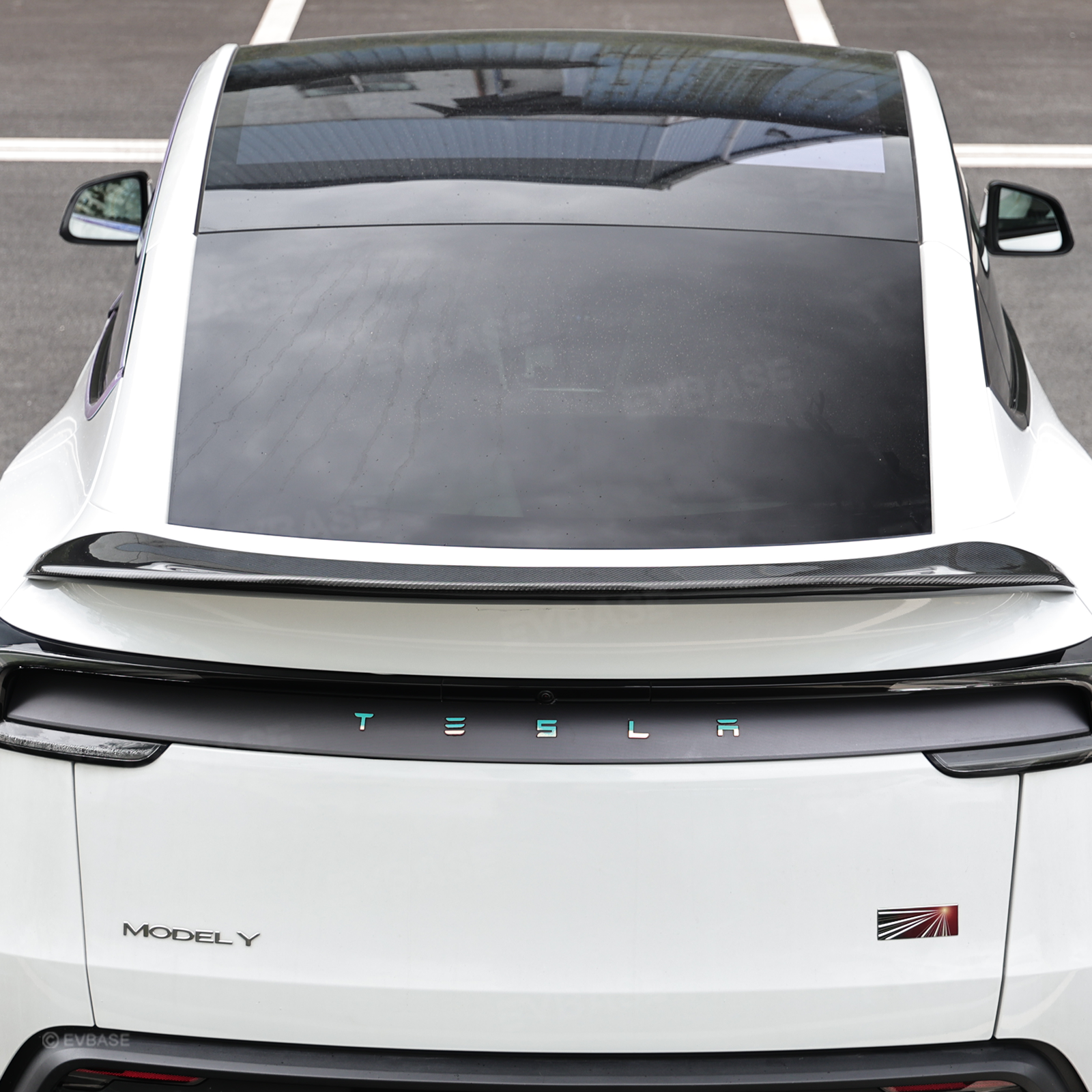Model Y Juniper V-Style Rear Spoiler Flexible Urethane Carbon Fiber Rear Trunk Lip Spoiler for Tesla