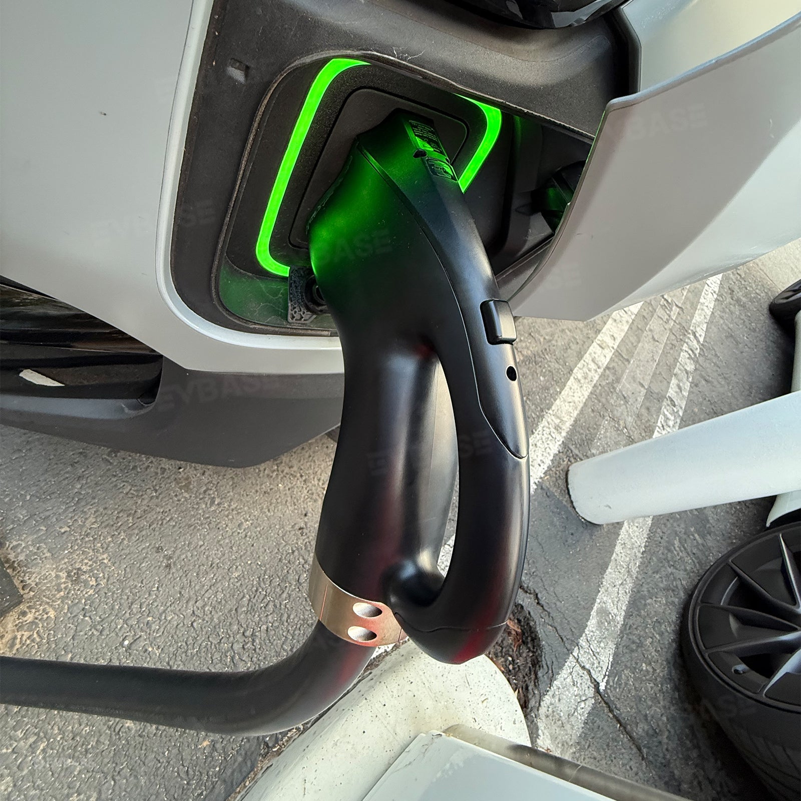 NACS to CCS1 Adapter with Extension Cable Max 350A/1000V Fast Charge CCS1 EVs at Tesla Superchargers