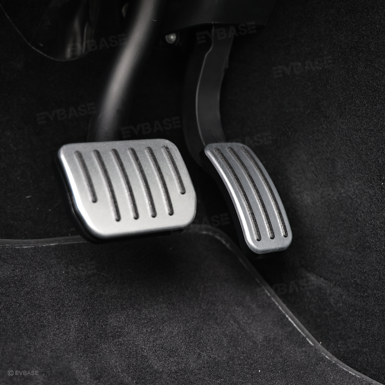 Model Y Juniper/ 3 Highland Aluminum Performance Foot Pedal Covers Non-Slip Slide-On Rail Lock Brake & Accelerator Pedal Pads Protector Set