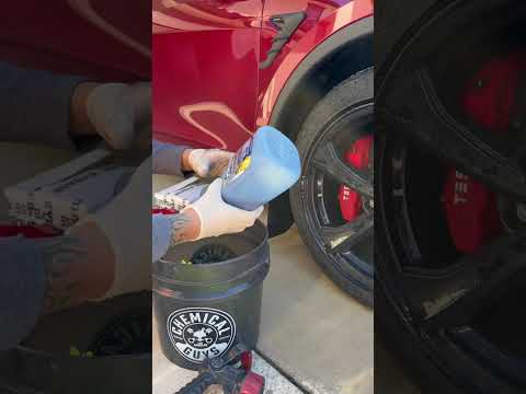 Model Y Juniper Silicone Brake Caliper Covers Protector Set Slip-On Fit & No Wheel Removal